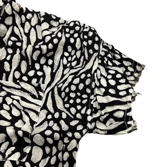 Philosophy Black White Patterned Raw Hem Blouse S - Picture 2 of 5